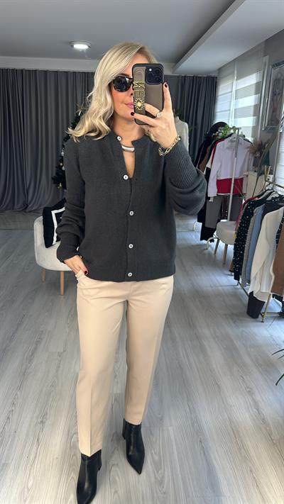 ASKILI BLUZLU, BALON KOL FÜME TRİKO TAKIM