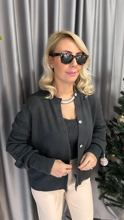 ASKILI BLUZLU, BALON KOL FÜME TRİKO TAKIM