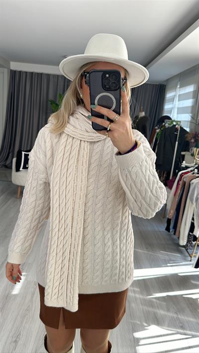 ATKILI SAÇ ÖRGÜLÜ EKRU TRİKO TAKIM