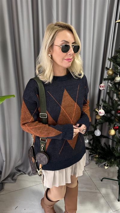 BAKLAVA DESEN LACİVERT KİREMİT KAZAK