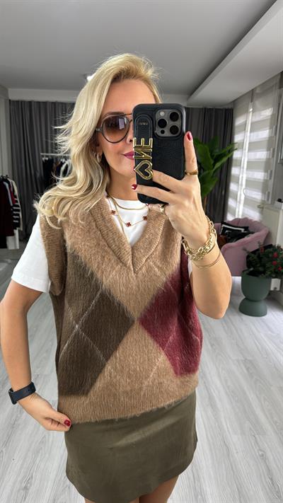 Baklava Desen V Yaka Bej Süveter