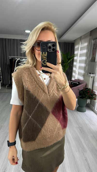 Baklava Desen V Yaka Bej Süveter