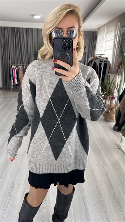 BAKLAVA DESENLİ GRİ KAZAK