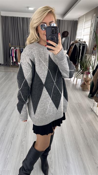 BAKLAVA DESENLİ GRİ KAZAK