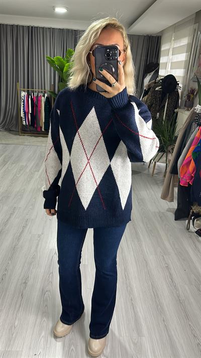 BAKLAVA DESENLİ LACİVERT  EKRU KAZAK