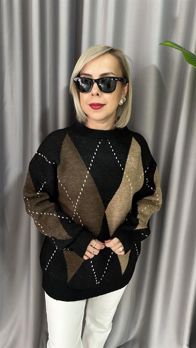 BAKLAVA DESENLİ SİYAH KAZAK