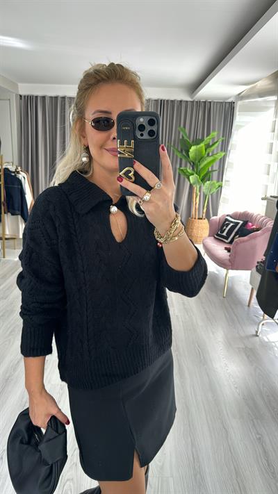 Bebe Yaka İnci Düğmeli Örgü Model Siyah Triko