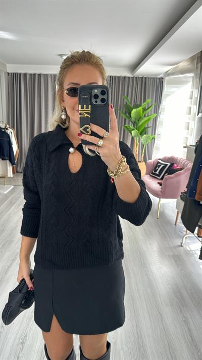 Bebe Yaka İnci Düğmeli Örgü Model Siyah Triko