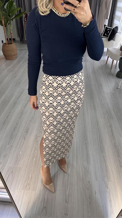 BEJ, LACİVERT DESENLİ ETEK