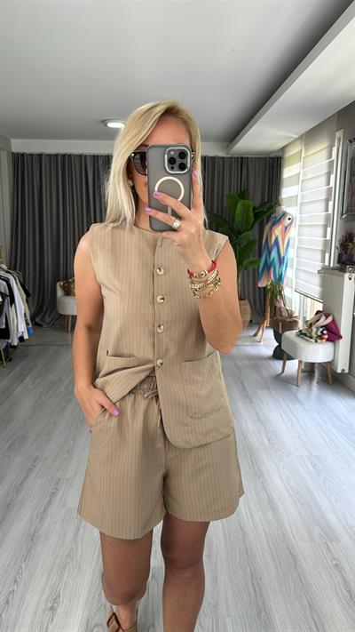 BEJ TENCEL KUMAŞ ÇİZGİLİ YELEKLİ TAKIM