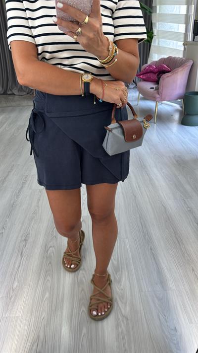 Bel Arkası Lastikli Modal Lacivert Şort Etek
