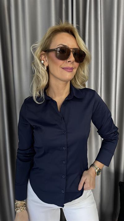 Bele Oturan Likralı Lacivert Gömlek