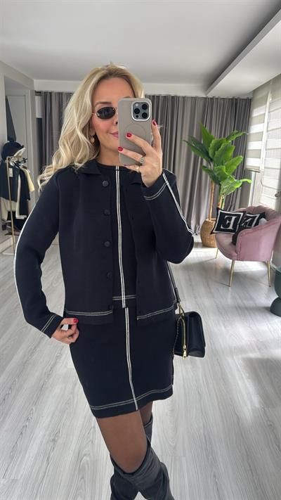 Beyaz Biyeli Lacivert Üçlü Triko Takım