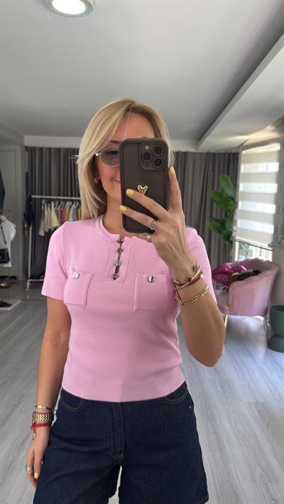 Bisiklet Yaka Düğme Detaylı Pembe Triko Bluz