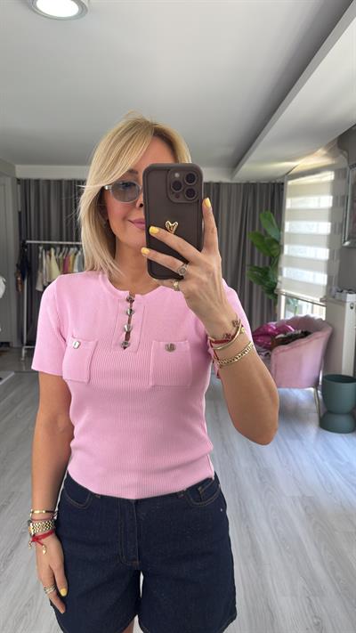 Bisiklet Yaka Düğme Detaylı Pembe Triko Bluz