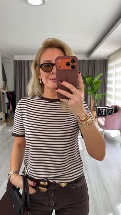 Bisiklet Yaka Kahverengi Bej Çizgili İpek Doku Yarım Kol Triko