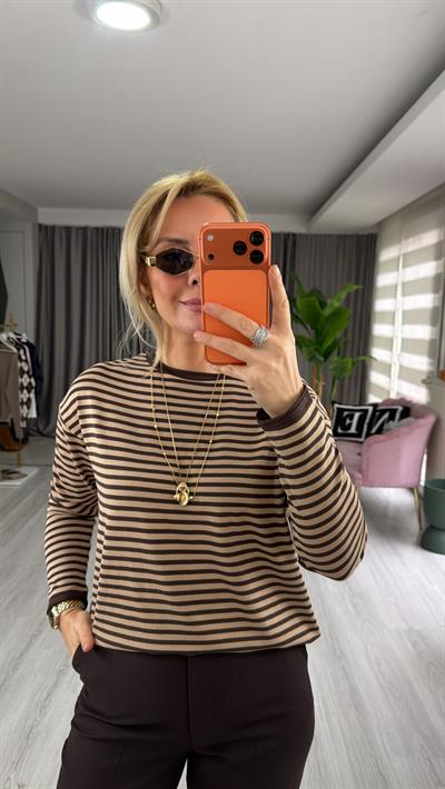 Bisiklet Yaka Kahverengi Camel Çizgili İpek Doku Triko