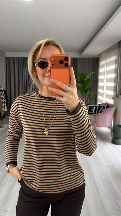 Bisiklet Yaka Kahverengi Camel Çizgili İpek Doku Triko