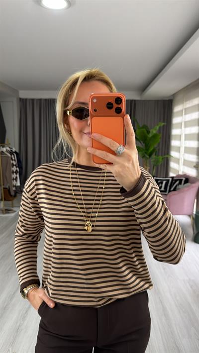 Bisiklet Yaka Kahverengi Camel Çizgili İpek Doku Triko