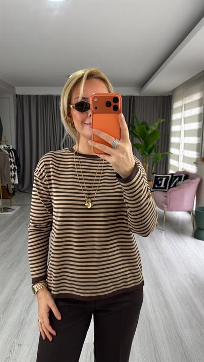 Bisiklet Yaka Kahverengi Camel Çizgili İpek Doku Triko