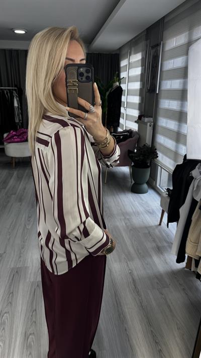 Bordo Çizgili Ekru Saten Gömlek