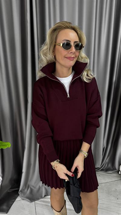 Bordo Pileli Etekli Triko Takım