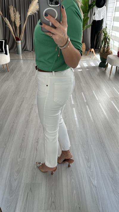 BOYFİT, PAÇASI KESİK, LİKRALI EKRU JEAN