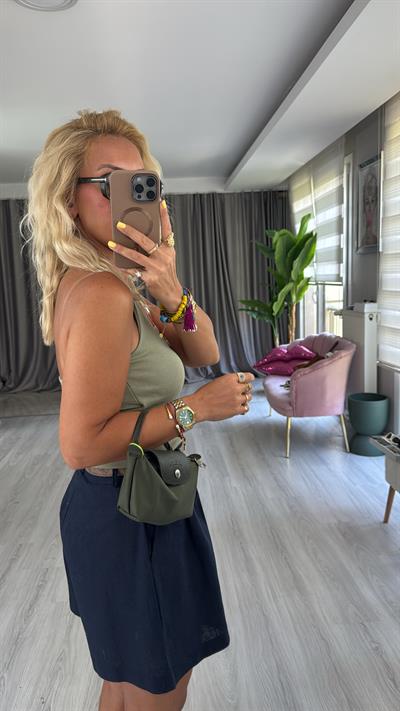 Boyundan Askılı Çağla Dilvin Bluz