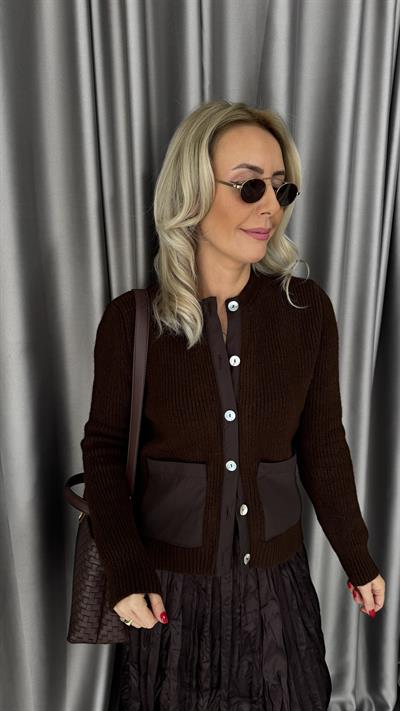 Cep Detaylı Acı Kahve Triko Hırka