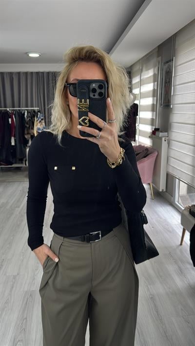 Cep Detaylı Fitilli Kaşkorse Siyah Bluz