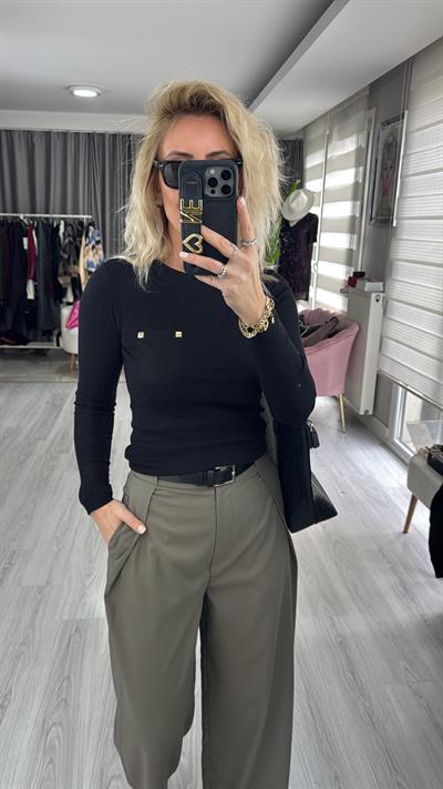 Cep Detaylı Fitilli Kaşkorse Siyah Bluz
