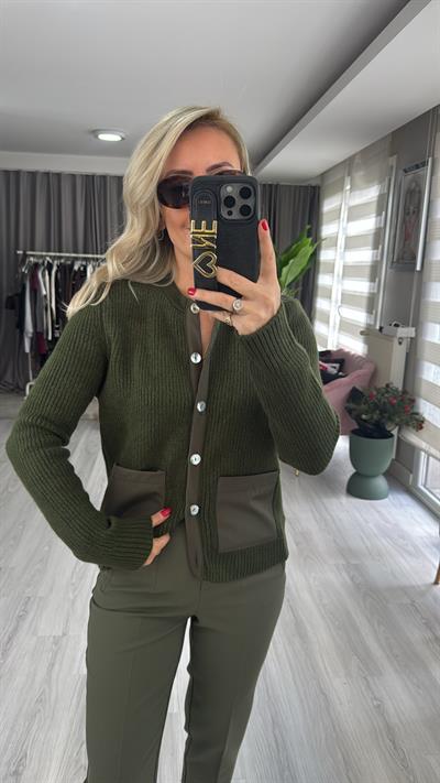 Cep Detaylı Haki Triko Hırka