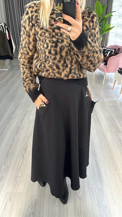 Cepli Gold Aksesuar Detaylı Siyah Etek