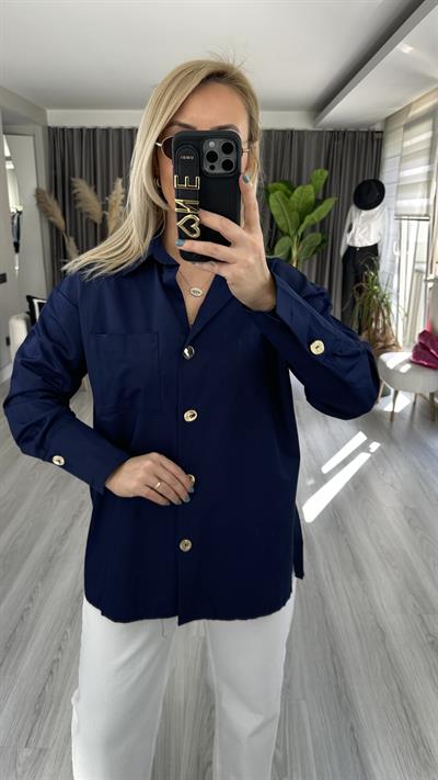 CEPLİ, GOLD DÜĞMELİ LACİVERT GÖMLEK