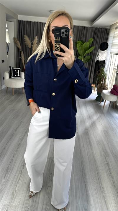 CEPLİ, GOLD DÜĞMELİ LACİVERT GÖMLEK