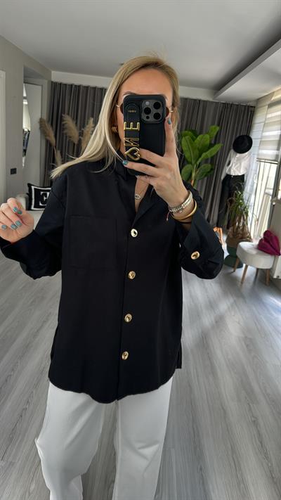 CEPLİ, GOLD DÜĞMELİ SİYAH GÖMLEK