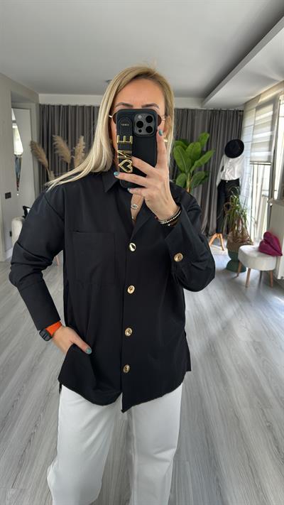 CEPLİ, GOLD DÜĞMELİ SİYAH GÖMLEK