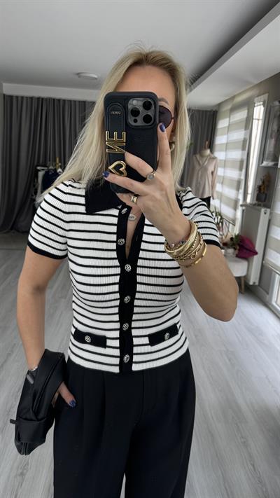 ÇİÇEK DESEN DÜĞMELİ, POLO YAKA TRİKO HIRKA