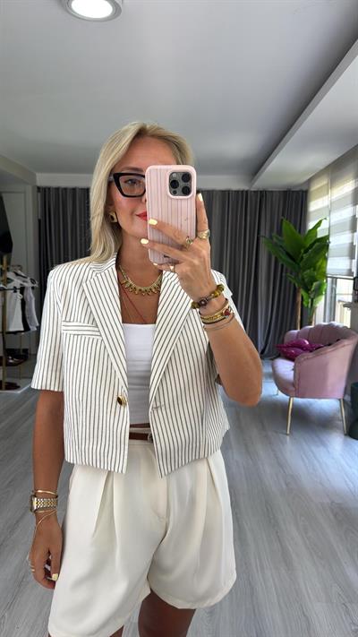 Çizgili Vatkalı Naturel Crop Blazer Ceket