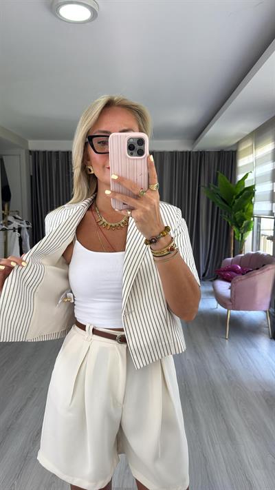 Çizgili Vatkalı Naturel Crop Blazer Ceket