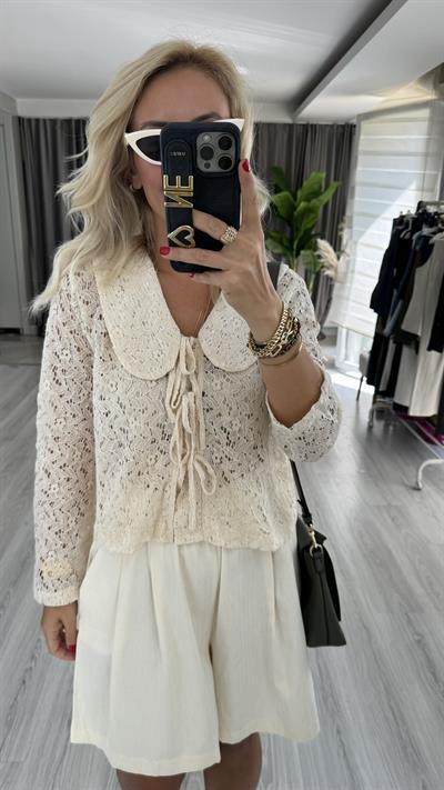 Dantel Bağlamalı Naturel Bluz