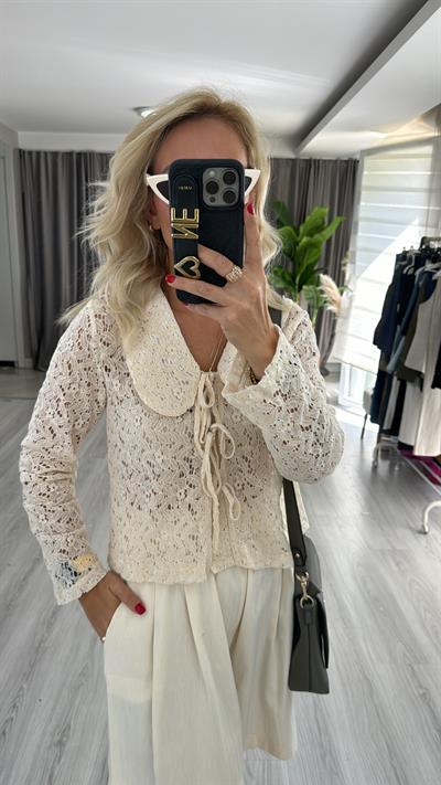 Dantel Bağlamalı Naturel Bluz