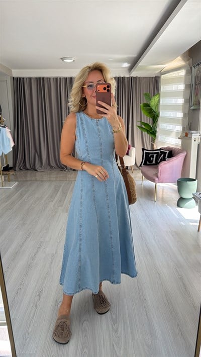 Dikiş Detaylı Açık Mavi Denim Elbise