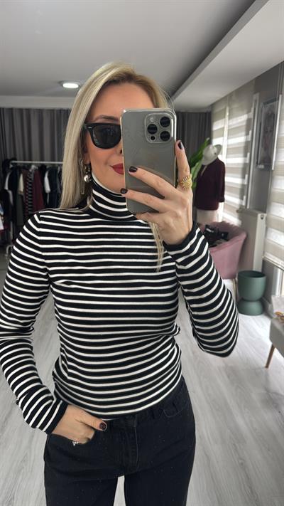 Dilvin Balıkçı Yaka Siyah Ekru Çizgili Triko