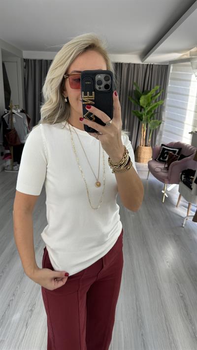 Dilvin Bisiklet Yaka Arkası Düğmeli Ekru Yarım Kol Triko