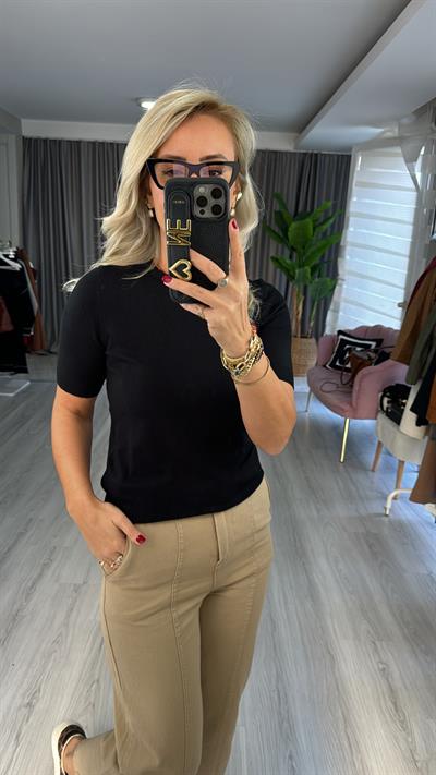 Dilvin Bisiklet Yaka Arkası Düğmeli Siyah Yarım Kol Triko