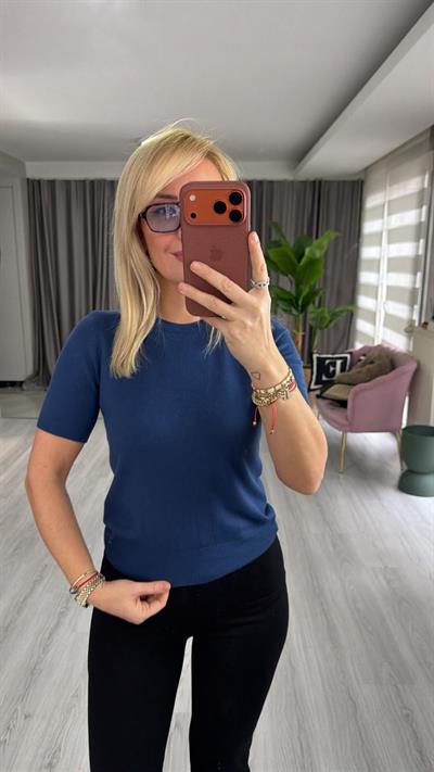 Dilvin Bisiklet Yaka Kısa Kol İndigo Triko Bluz