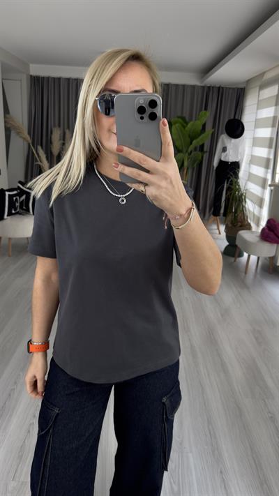 DİLVİN BİSİKLET YAKA TOK DOKULU ANTRASİT TİŞÖRT