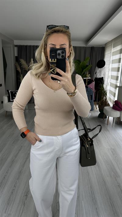 DİLVİN FİTİLLİ ÖN ARKA V YAKA BEJ TRİKO