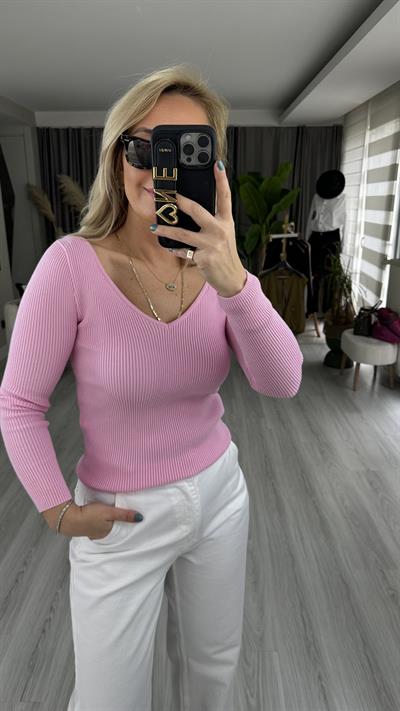 DİLVİN FİTİLLİ ÖN ARKA V YAKA PEMBE TRİKO